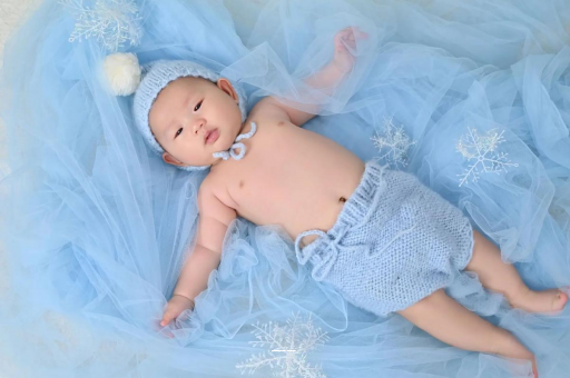 哈密孕妇三个月肚子多大