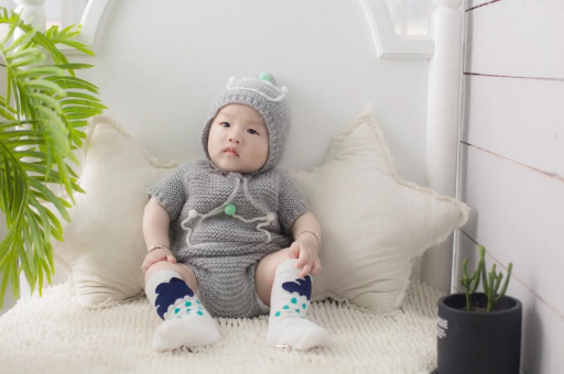 哈密宝宝几个月可以把尿